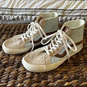 Vans SK8-HI UltraCush Baby Blue Tan High Top Skate Shoes Women’s 8 Men’s 6.5
